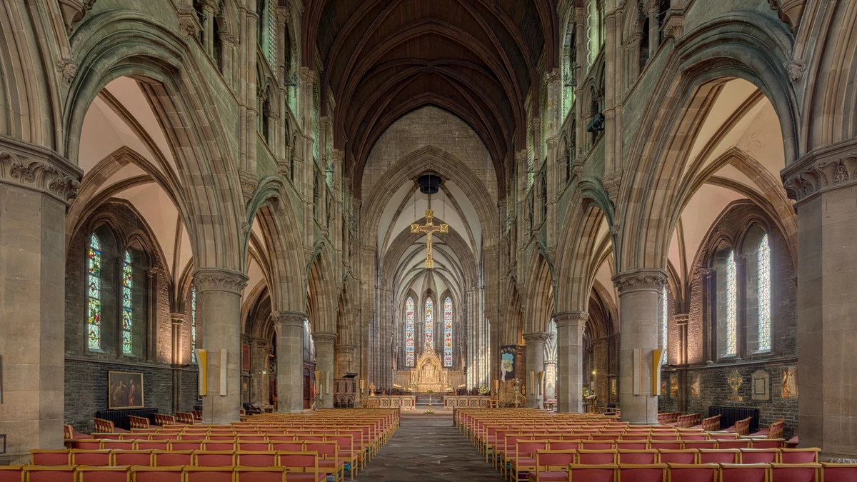 Long stone cathedral nave, a large room with a natural echo tail